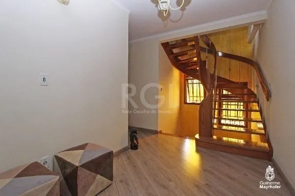 Imagem Excelente casa de 189m² com 3 dormitórios.