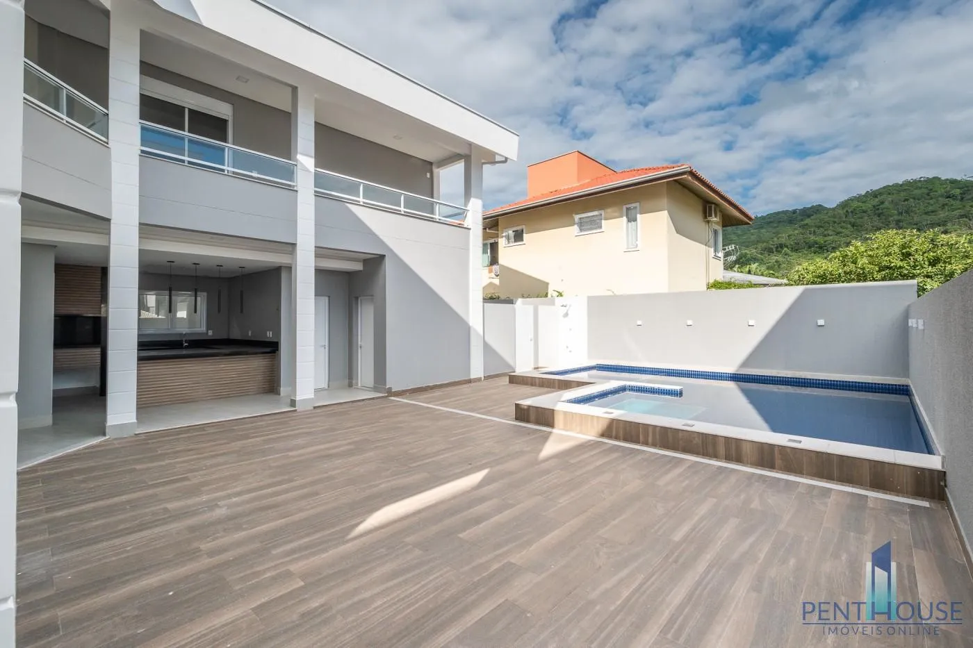 Imagem Casa em Condomínio para Venda em Balneário Camboriú, ARIRIBÁ, 5 dormitórios, 5 suítes, 6 banheiros, 3 vagas