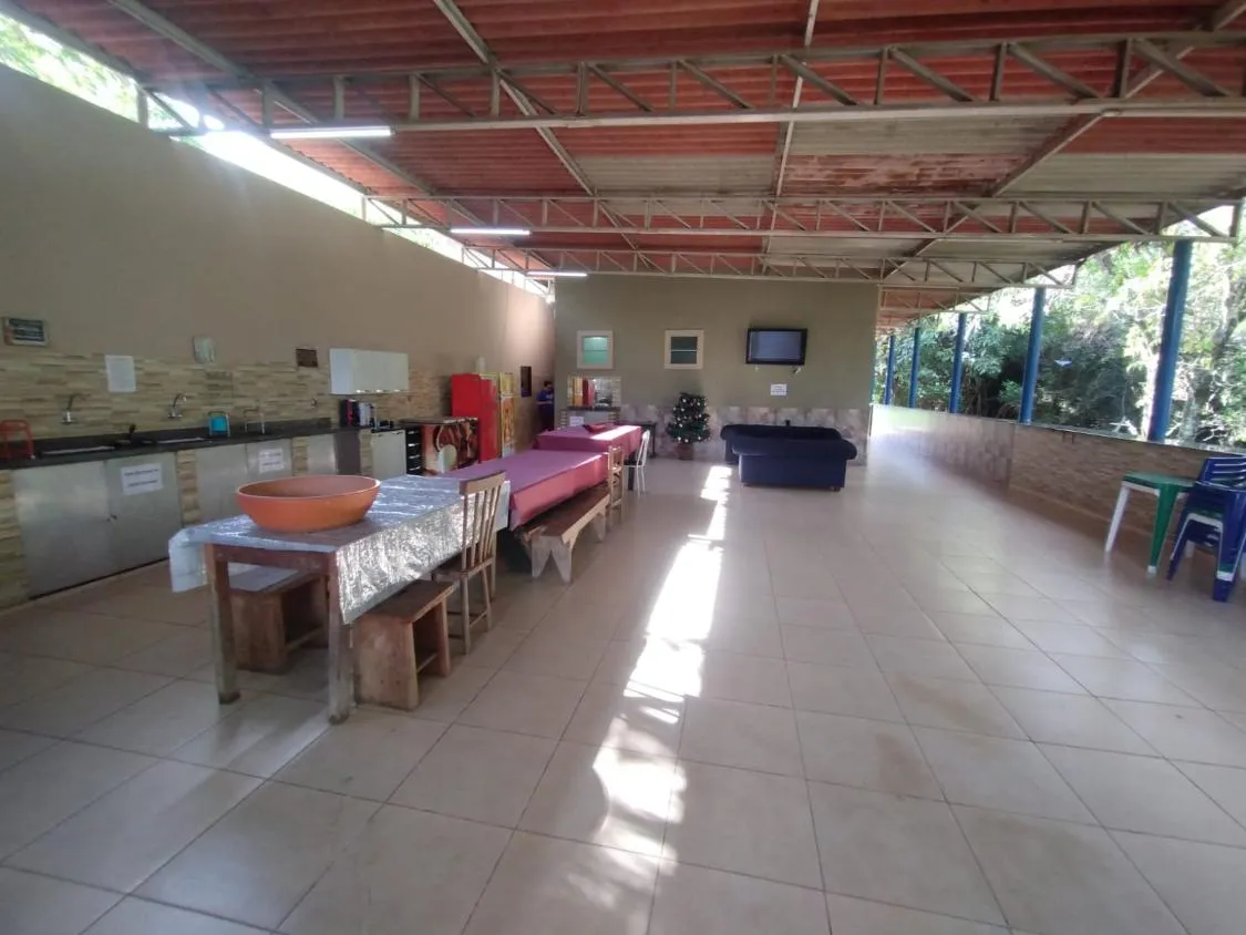 Imagem Vendo excelente chácara em São Joaquim de Bicas/MG , com 2.000 m²