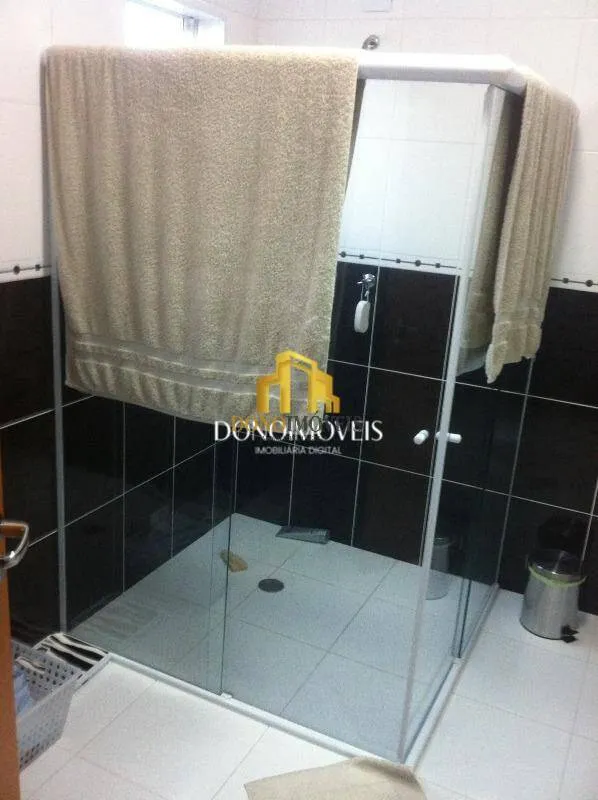 Imagem Sobrado 275 m² 3 dorms 1 suíte 4 vagas churrasqueira Santa Terezinha SBC