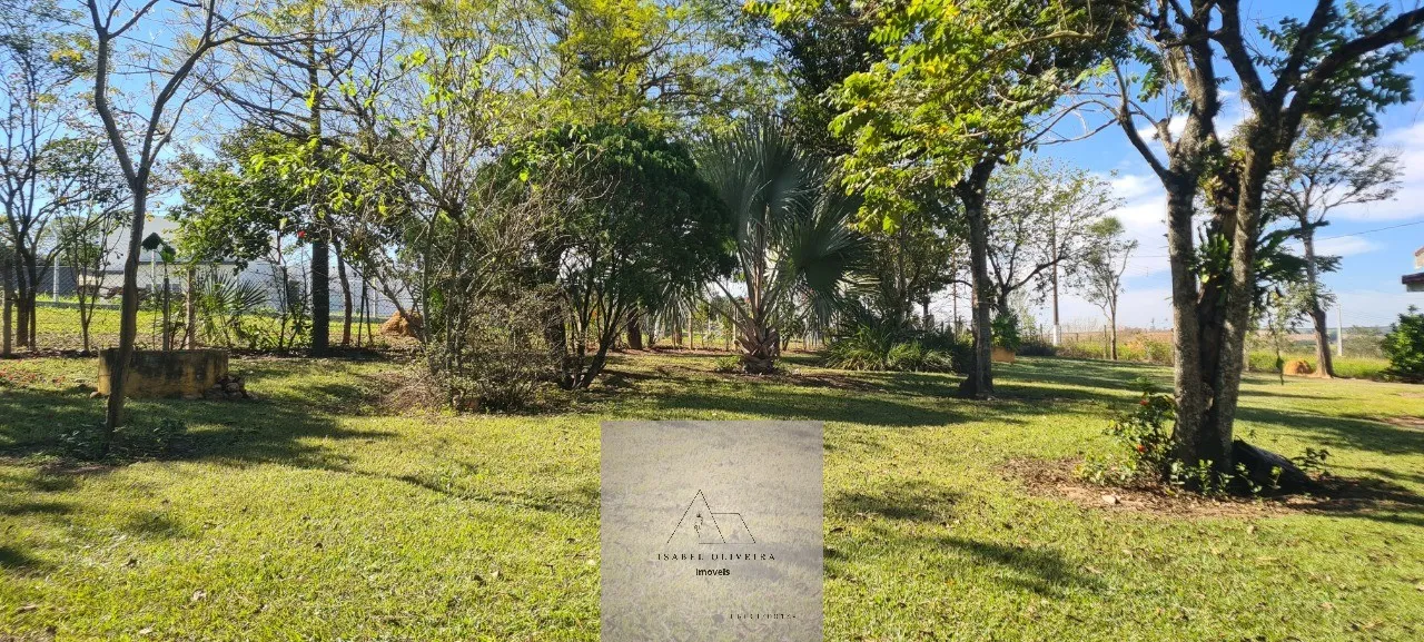 Imagem Chácara à venda em Cesário Lange-SP, 3 quartos, 1 suíte, 3 salas, 4 banheiros, 300m² de área!