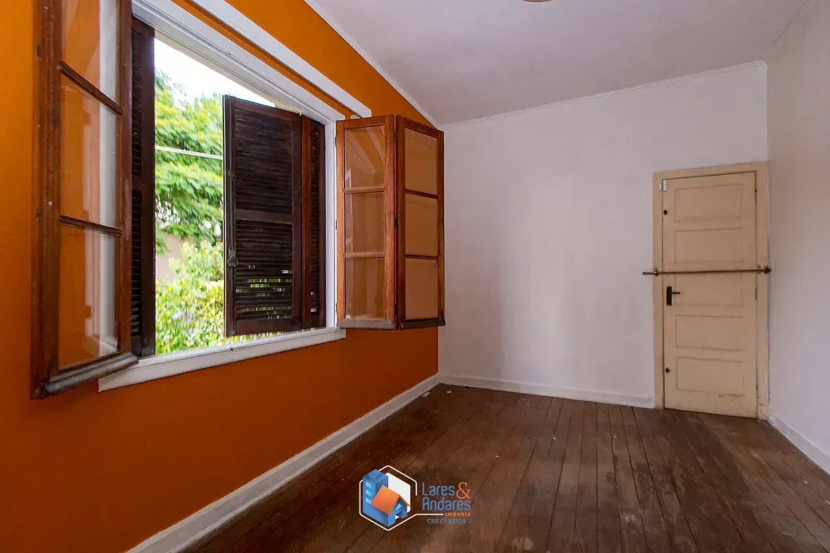 Imagem Sobrado para venda em Aclimação com 3 quartos, 295m²