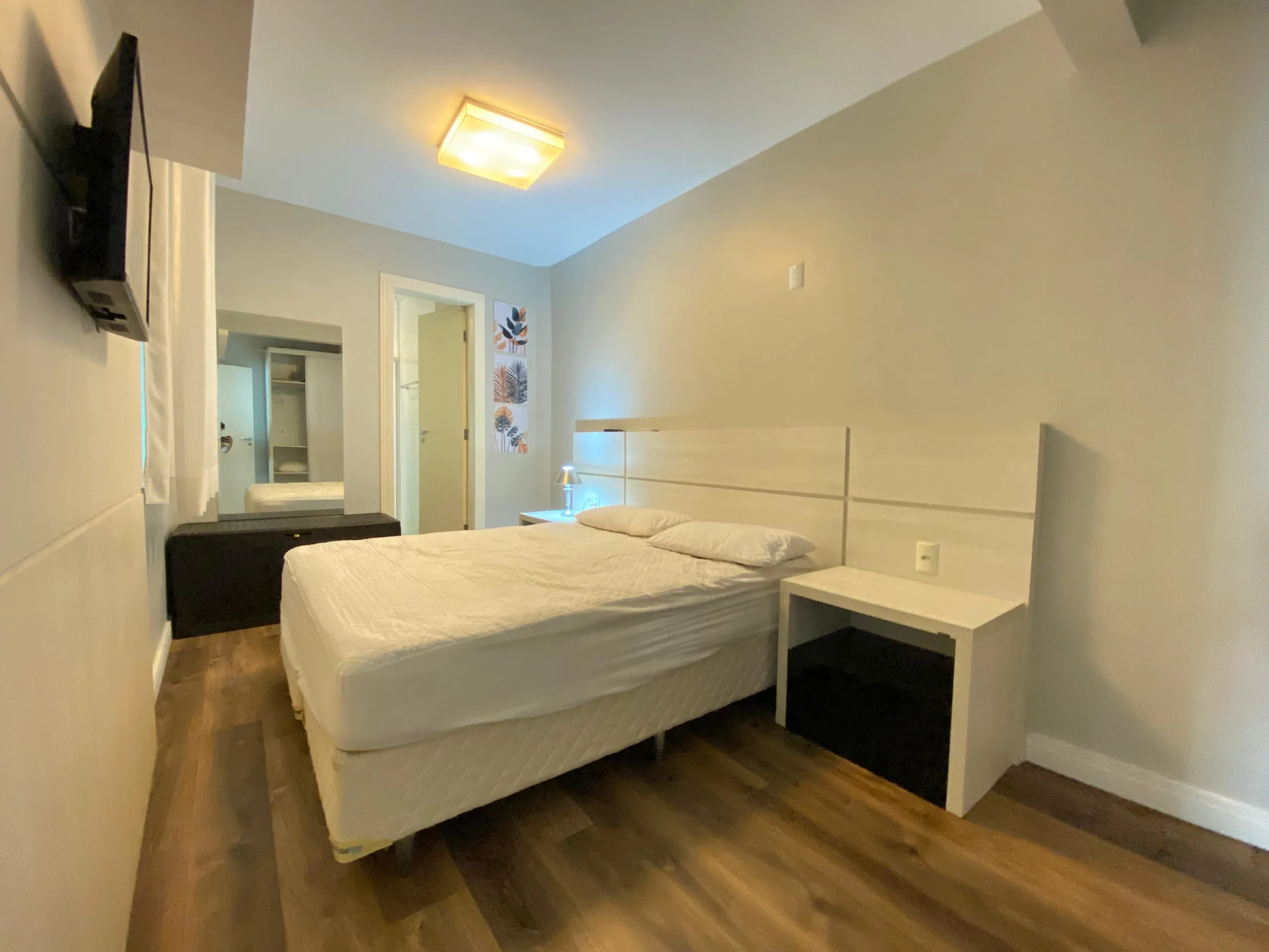 Imagem Apartamento com vista para o mar à venda com 138m2 por R$ 1.800.000,00