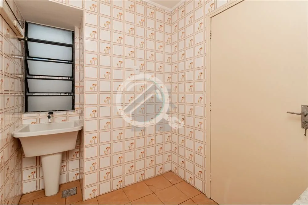 Imagem Incrível potencial de investimento neste estúdio localizado na Avenida Loureiro, um endereço de d...
