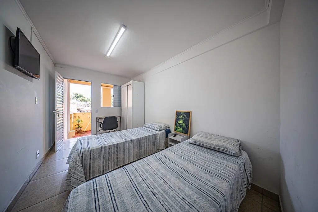 Imagem Casa à venda em São Paulo, Vila Mariana, com 6 quartos, 256.6m2