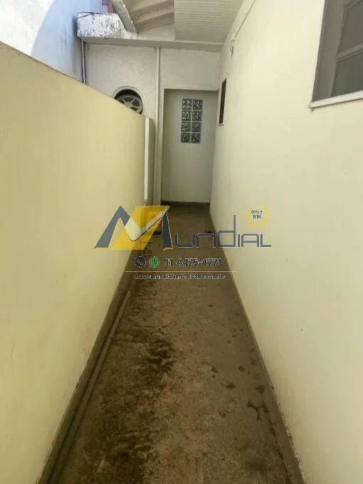Imagem Alugo 2 Salões Comercial em Santo André. Vila Valparaiso