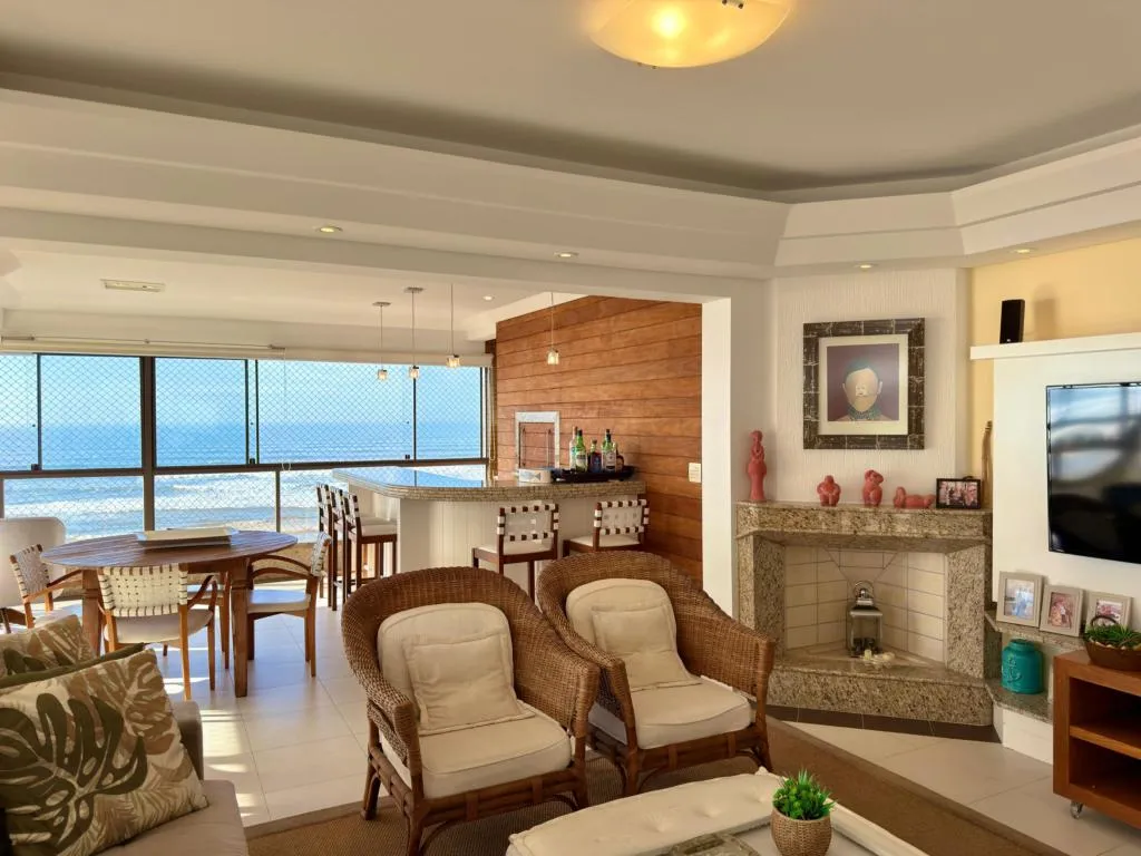 Imagem Apartamento 4 Dormitórios - Bairro Navegantes