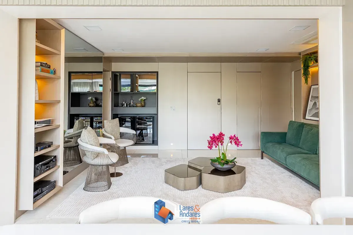 Imagem Apartamento garden para venda em Vila Olímpia com 3 quartos, sendo 3 suítes, 220m²