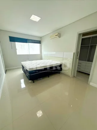 Imagem Casa para locação no Sol Nascente Etapas com 4 suítes, piscina, Petrolina-PE