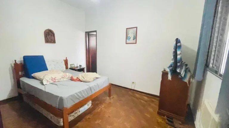 Imagem EXCELENTE CASA À VENDA NA OCIAN COM 3 DORMITÓRIOS 4 VAGAS!!!