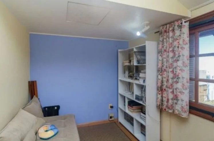 Imagem Casa em condomínio 3 dormitórios ´- Bairro Camaquã