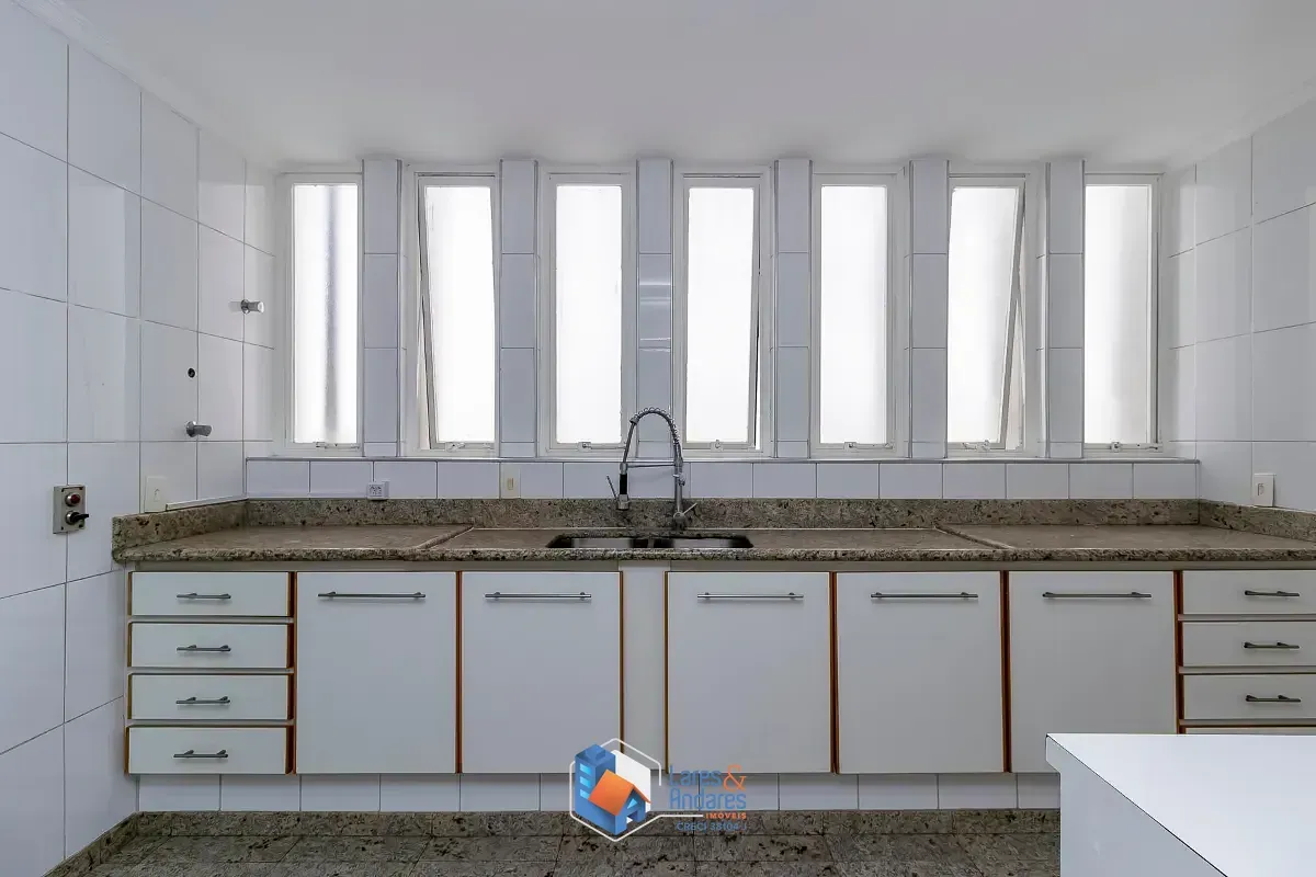 Imagem Apartamento para venda em Perdizes com 3 quartos, sendo 3 suítes, 232m²