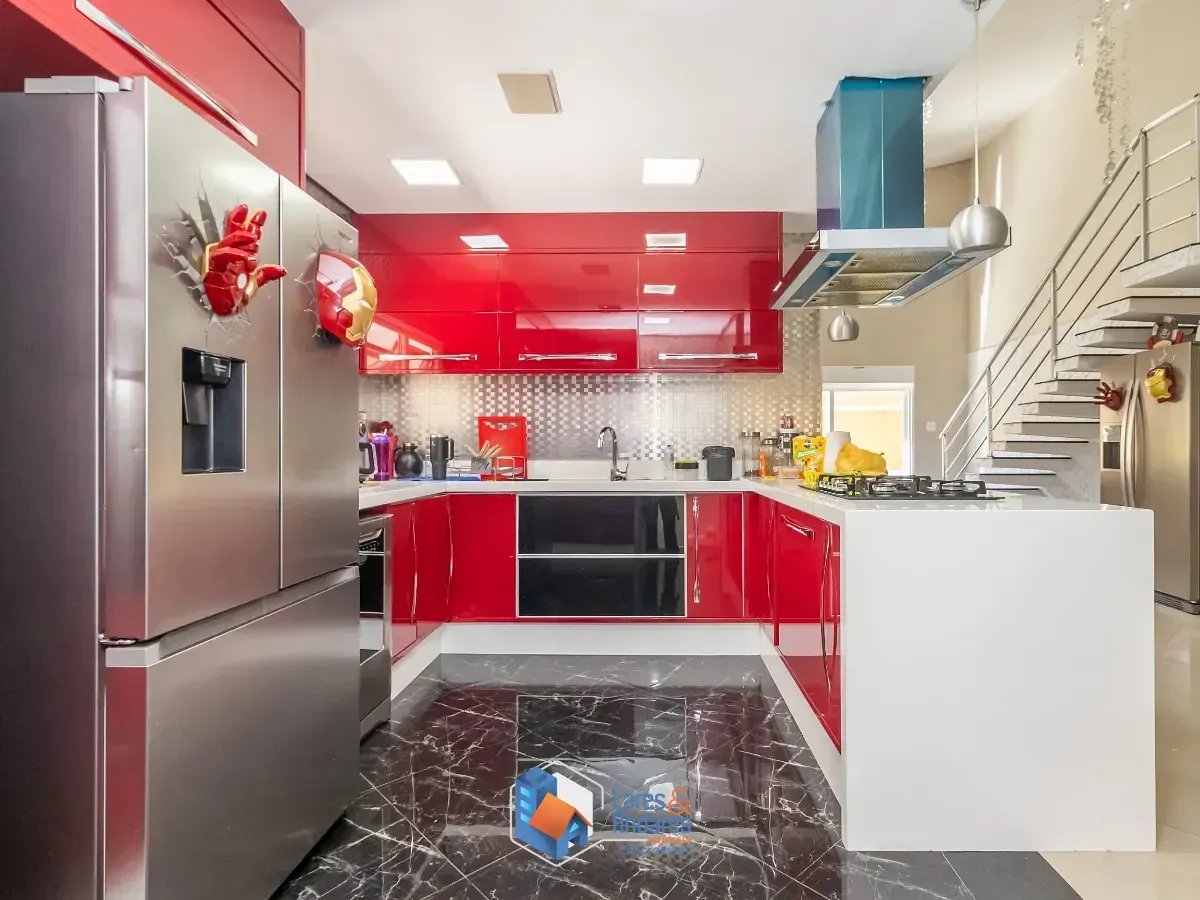 Imagem Casa para venda em City América com 4 quartos, sendo 2 suítes, 246m²
