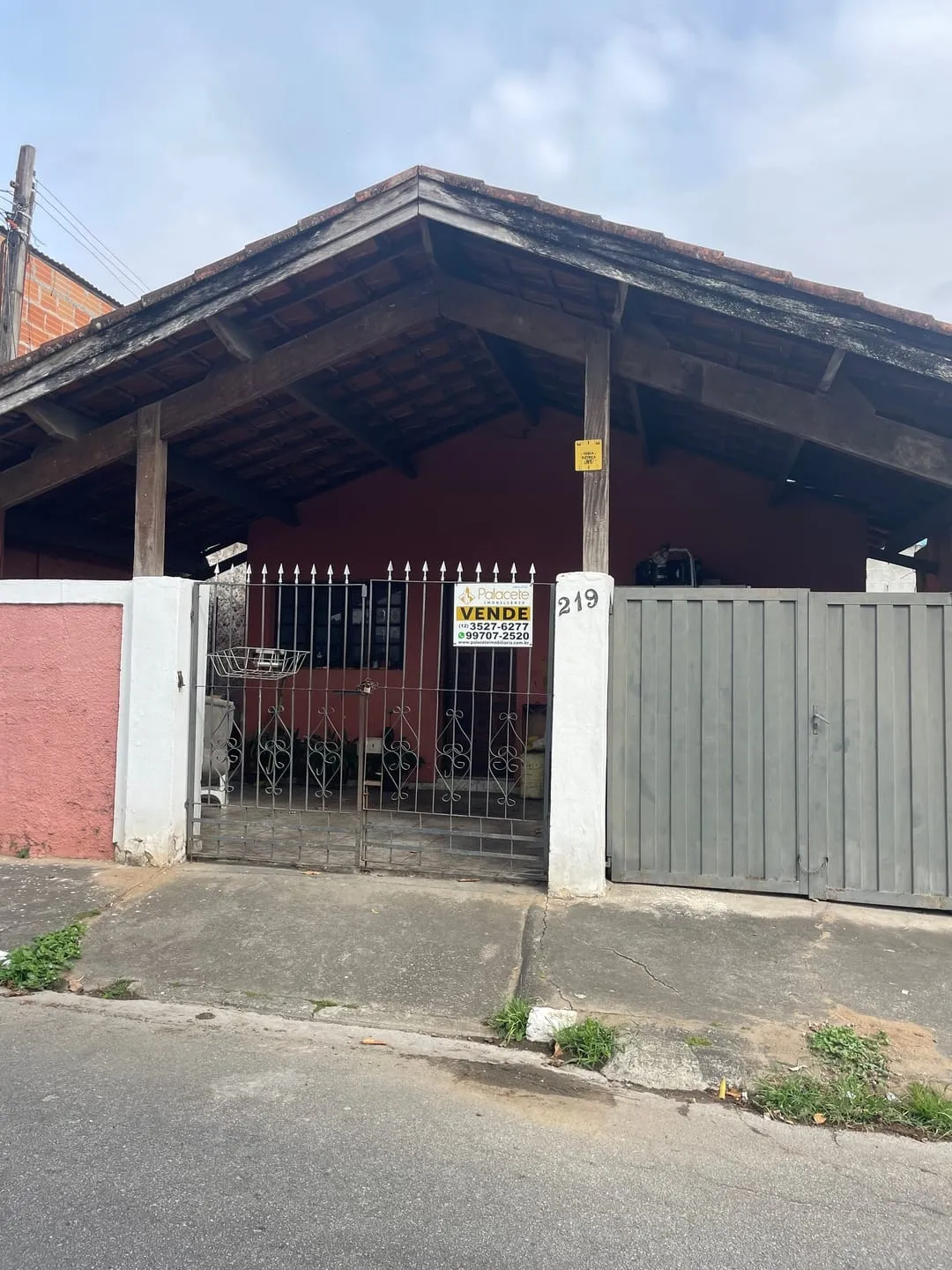 Foto do imóvel Casa à venda 2 Quartos, 2 Vagas, 144.15M², Jardim Santa Cecília, Pindamonhangaba - SP