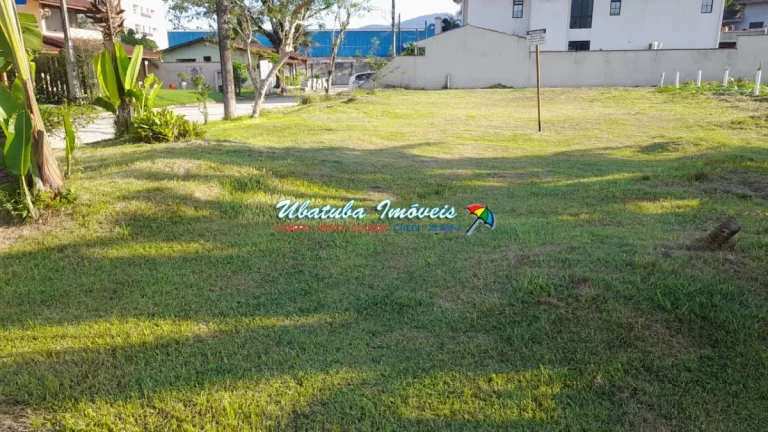 Imagem Terreno em condomínio Com Ótima Localização.