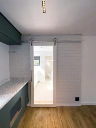 Imagem Vende-se Cobertura na Vila Andrade, com 3 Quartos sendo 1 Suíte, 4 Banheiros, 3 Vagas.