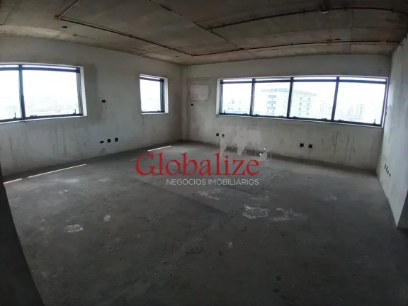 Imagem Sala comercial a venda com 65m², 2 banheiros, 1 vaga no Boqueirão por R$355.000,00