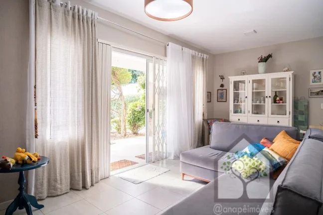 Imagem Casa linda, confortável e com piscina na praia do Campeche