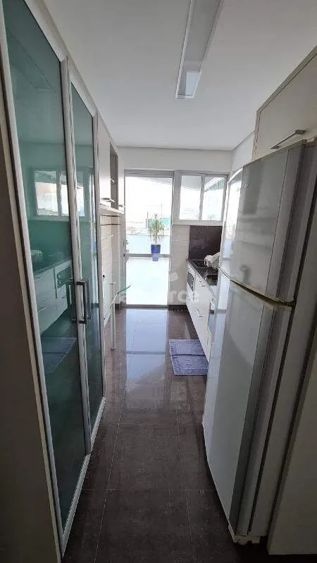 Imagem Cobertura à venda com 3 quartos 1 suíte, 173m² em Centro Florianópolis