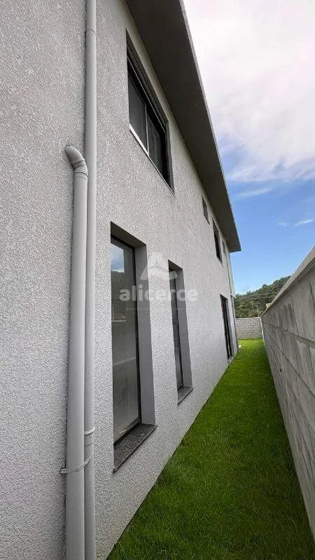 Imagem Sobrado à venda com 3 quartos 3 suítes, 154,15m² em Vargem Pequena Florianópolis