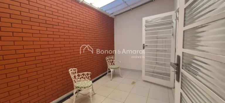 Imagem Excelente oportunidade para quem busca conforto, espaço e praticidade! Esta casa conta com 3 quarto...