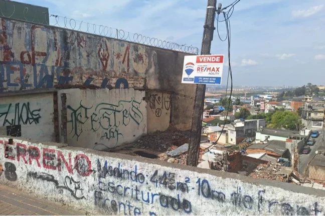 Imagem Terreno 445m² na Av Inocêncio Seráfico, em Carapicuíba, documentação 100% OK