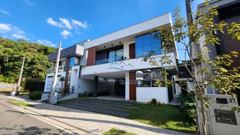 Imagem Geminado Sobrado no Quinte Essence Joinville SC