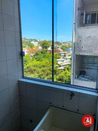 Imagem No bairro Medianeira,1 dormitório e sacada.