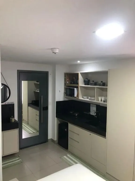 Imagem Flat moderno no Jardim Oceania com jacuzzi privativa, totalmente mobiliado, lazer na cobertura e localização privilegiada em João Pessoa.
