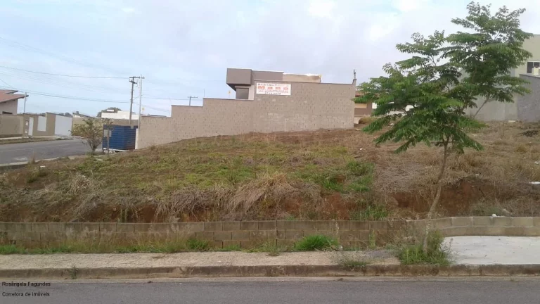 Foto do imóvel AREA RESIDENCIAL em POÇOS DE CALDAS - MG, LOTEAMENTO RESIDENCIAL TIRADENTES