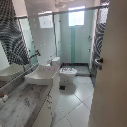 Imagem 2 quartos, suite, porcelanato, montado