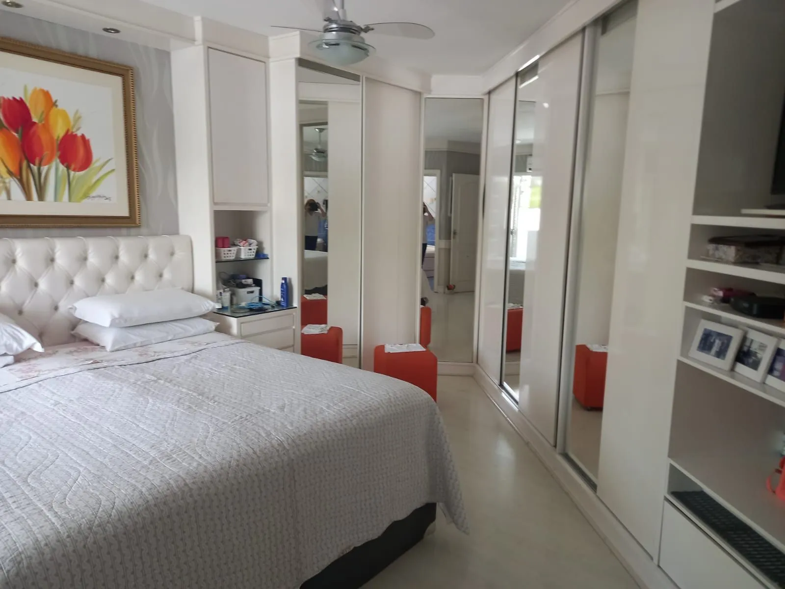 Imagem Vende-se sobrado com 5 quartos (3 suítes), 428m² e 3 vagas - Alto Petrópolis