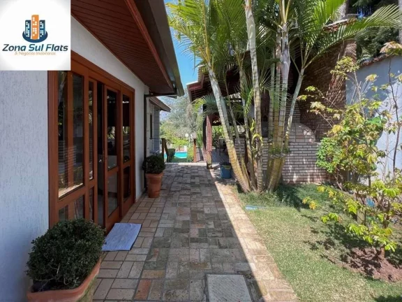 Imagem Linda Casa à Venda Em Condomínio Fechado Próximo à Granja Viana