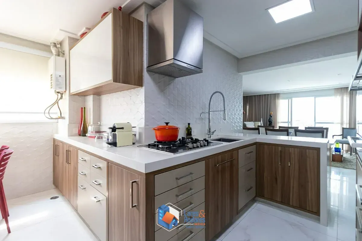 Imagem Apartamento para venda em Jardim Aeroporto com 3 quartos, sendo 3 suítes, 109m²