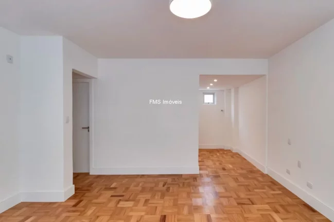 Imagem Venda de Luxuoso Apartamento de 3 Quartos no Jardim Paulista, São Paulo-SP - 181,50m² - 3 Vagas - Imperdível!