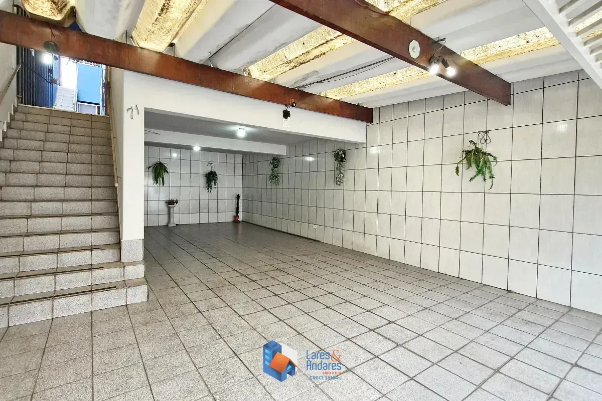 Imagem Sobrado para venda em Vila Mazzei com 3 quartos, sendo 1 suíte, 250m²