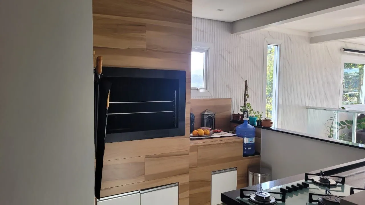 Imagem Sobrado de Alto Padrão na Vila Nova - 3 Dormitórios e 170 m² de Conforto e Estilo!