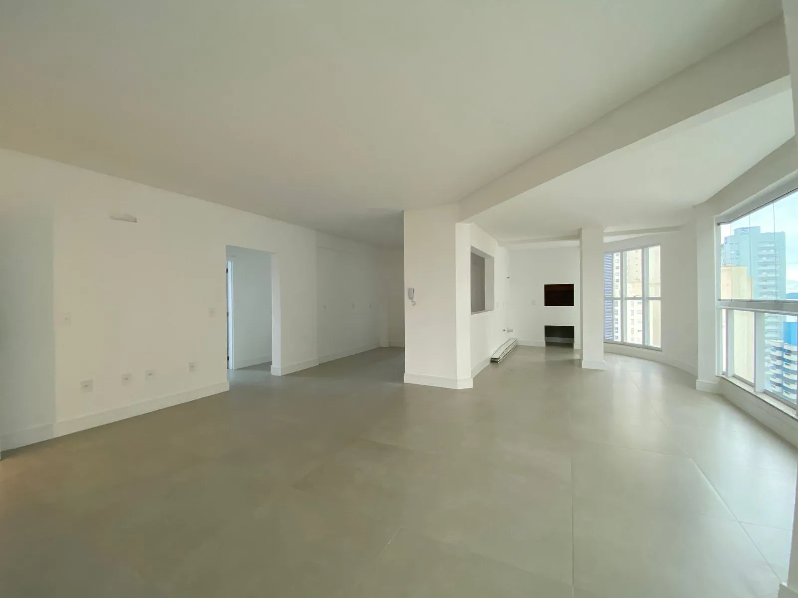 Imagem Apartamento à venda com 147m2 por R$ 1.650.000,00