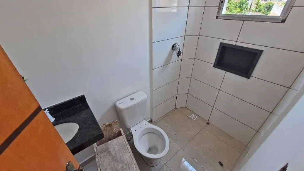 Imagem CASA COM 120,00 m² - AVIAÇÃO - PRAIA GRANDE SP
