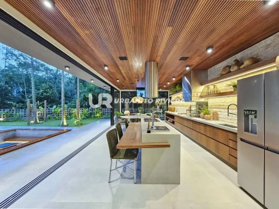Imagem Casa à venda, com 6 quartos, 550m2