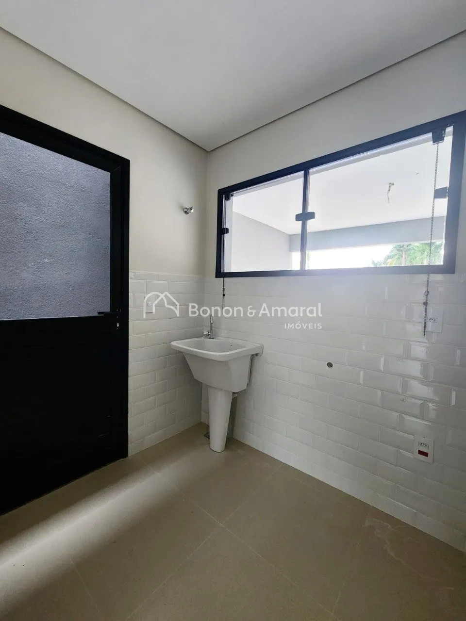 Imagem Sobrado para venda no Residencial Saint Moritiz na cidade de Paulínia/SP