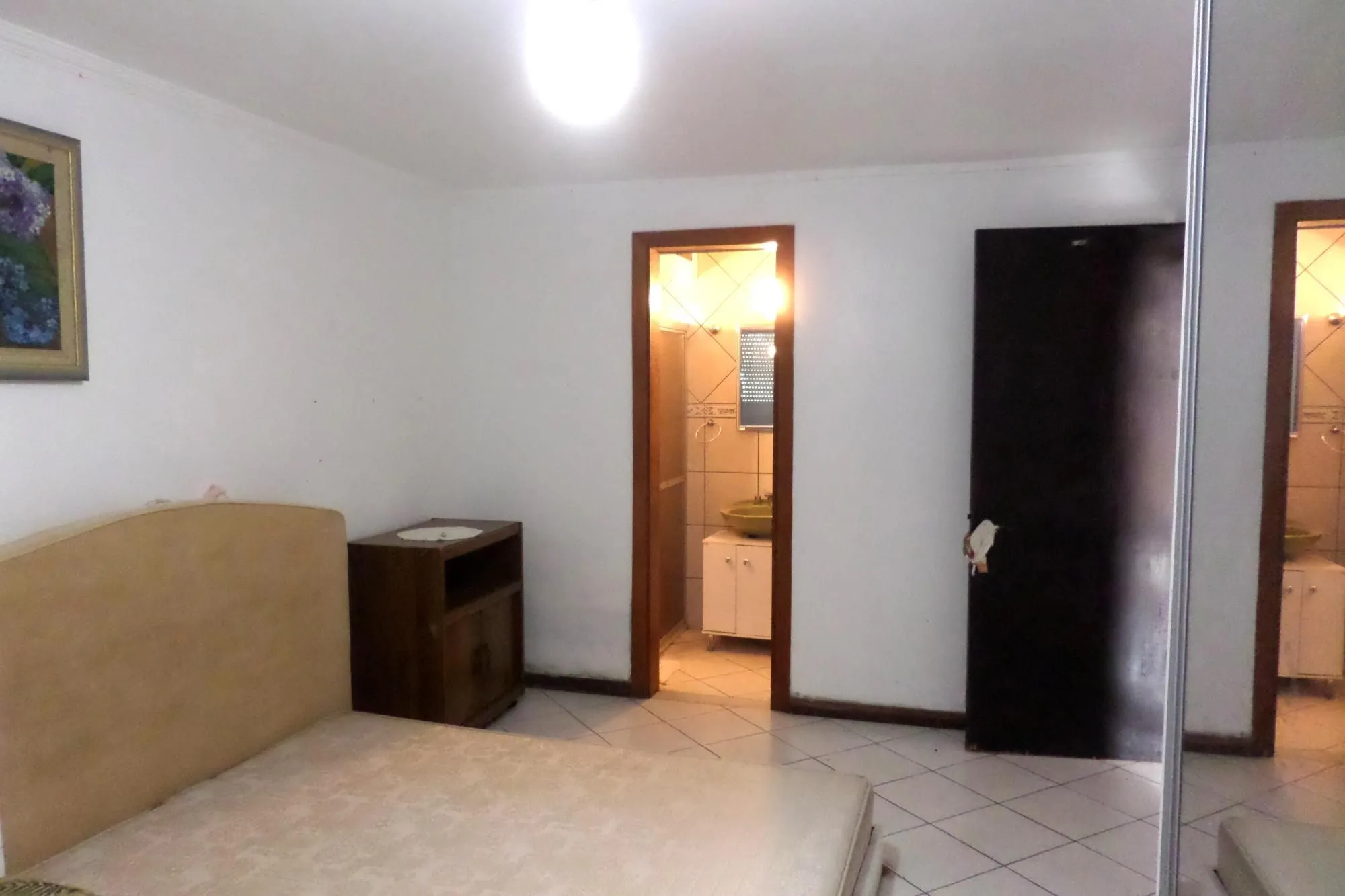 Imagem Casa no bairro Ipanema de 3 dormitórios e 2 vagas