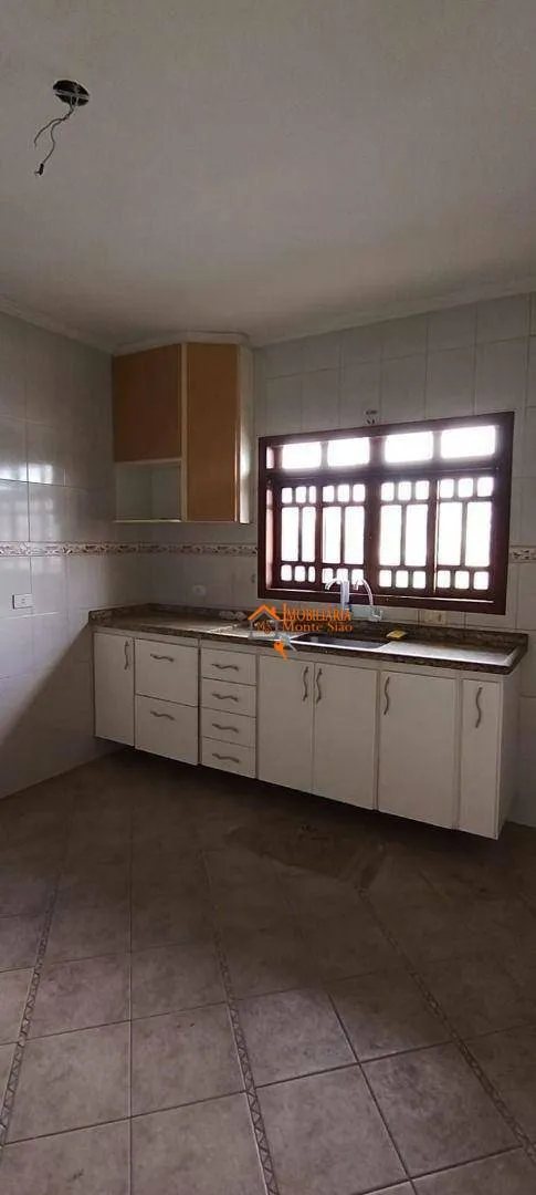 Imagem Sobrado com 4 dormitórios à venda, 160 m² por R$ 860.000,00 - Jardim Zaira - Guarulhos/SP