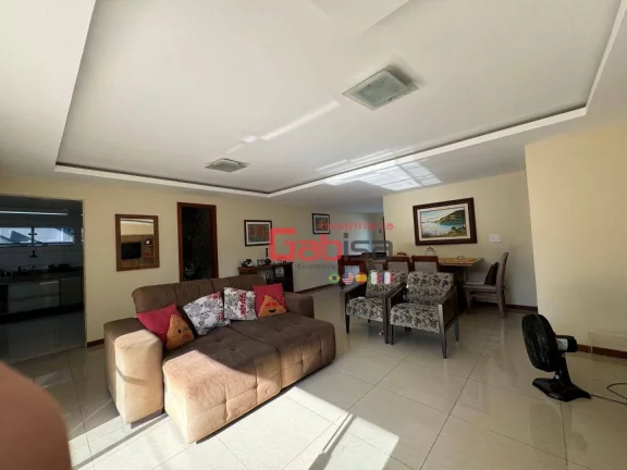 Imagem Casa com 5 dormitórios à venda, 370 m² por R$ 1.600.000,00 - Nova São Pedro - São Pedro da Aldeia/RJ
