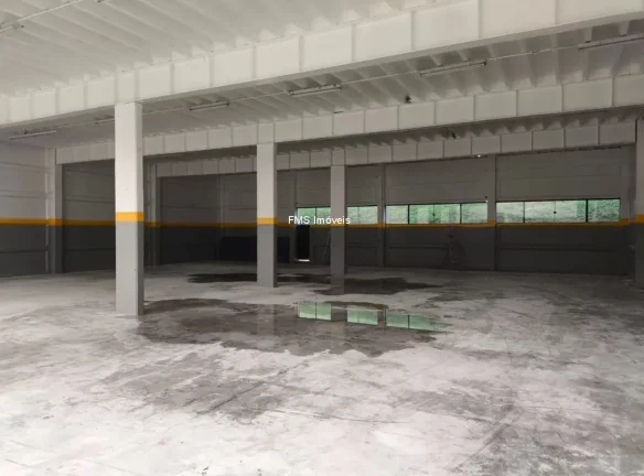 Imagem Galpão com 2200m2 em Alphaville.