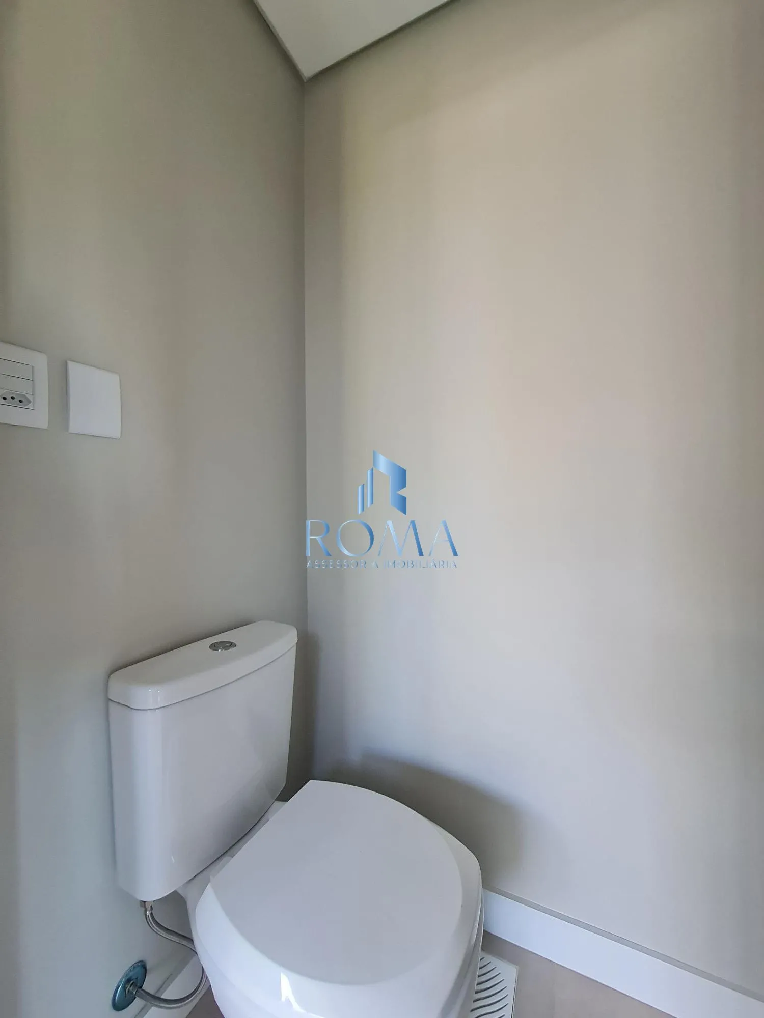 Imagem CASAS DOIS PISOS 03 DORMITÓRIOS E PÁTIO!!