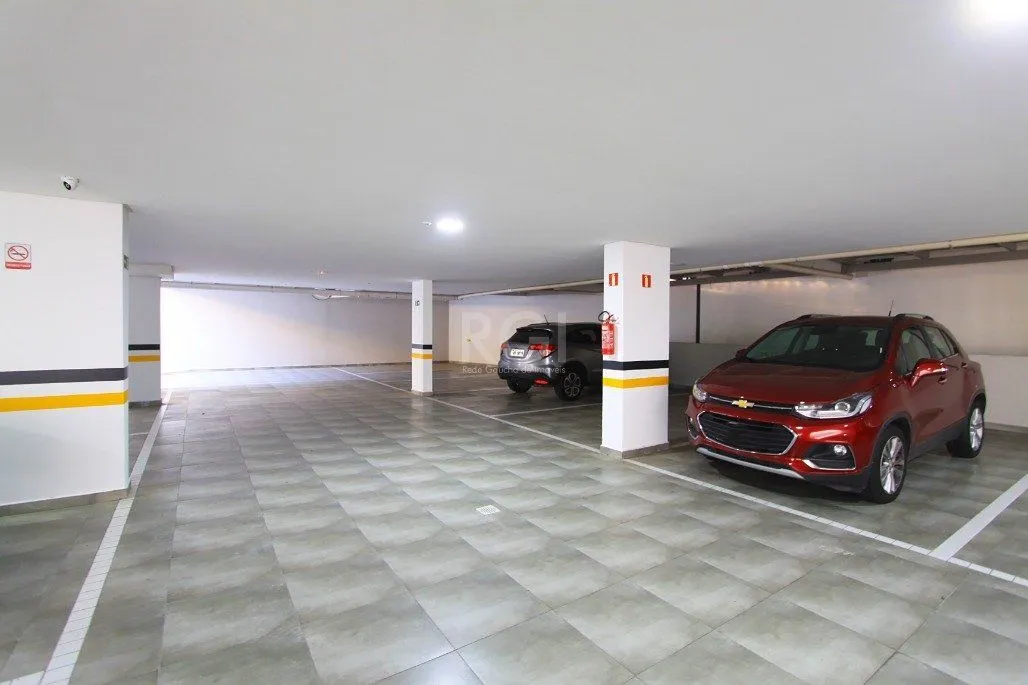 Imagem Apartamento para comprar no bairro Jardim Botânico com 2 quartos (1 suíte)