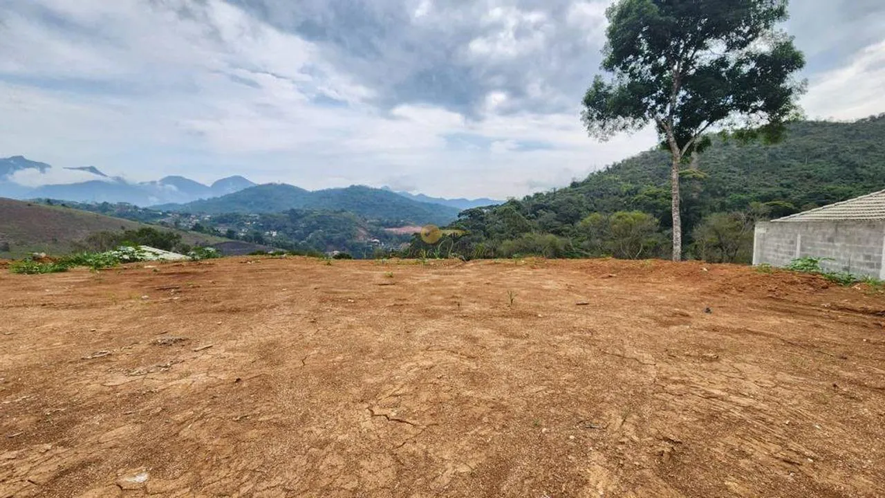 Imagem Terreno em Condomínio para Venda em Teresópolis / RJ no bairro Prata