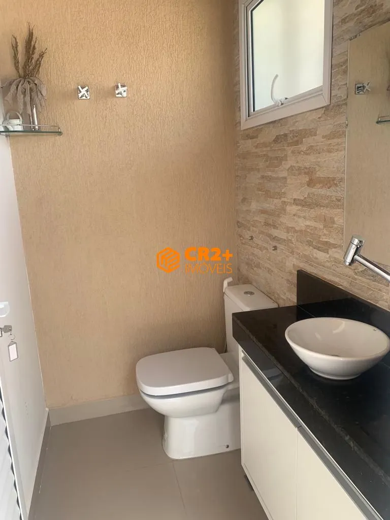 Imagem Vendo casa sobrado 223 m2, 04 quartos, 04 suítes, 04 vagas de garagem em Taubaté