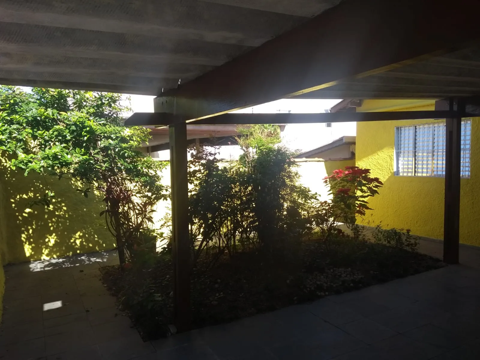 Imagem Casa a venda com 2 dormitórios - Jardim Aparecida